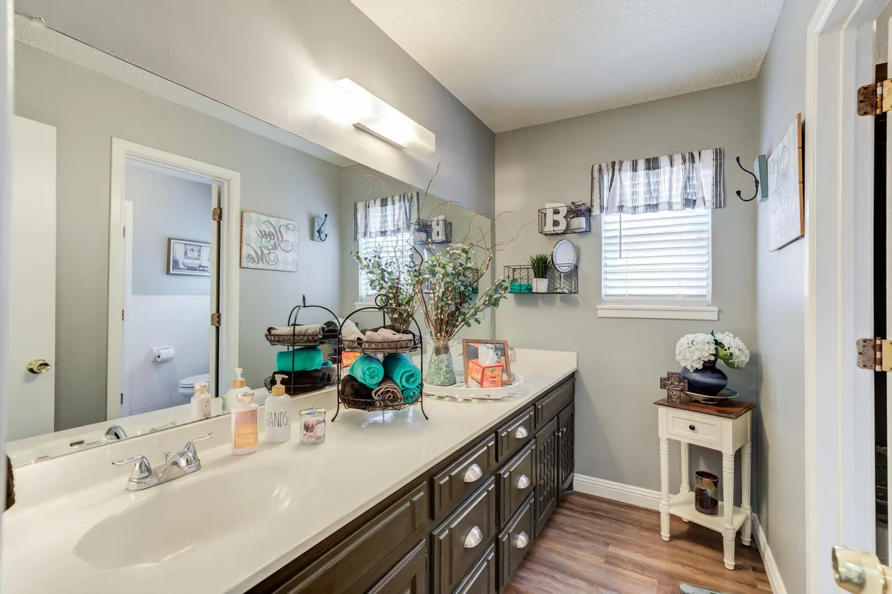Photo 13 — 9008 Louisville Avenue, Lubbock, TX 79423
