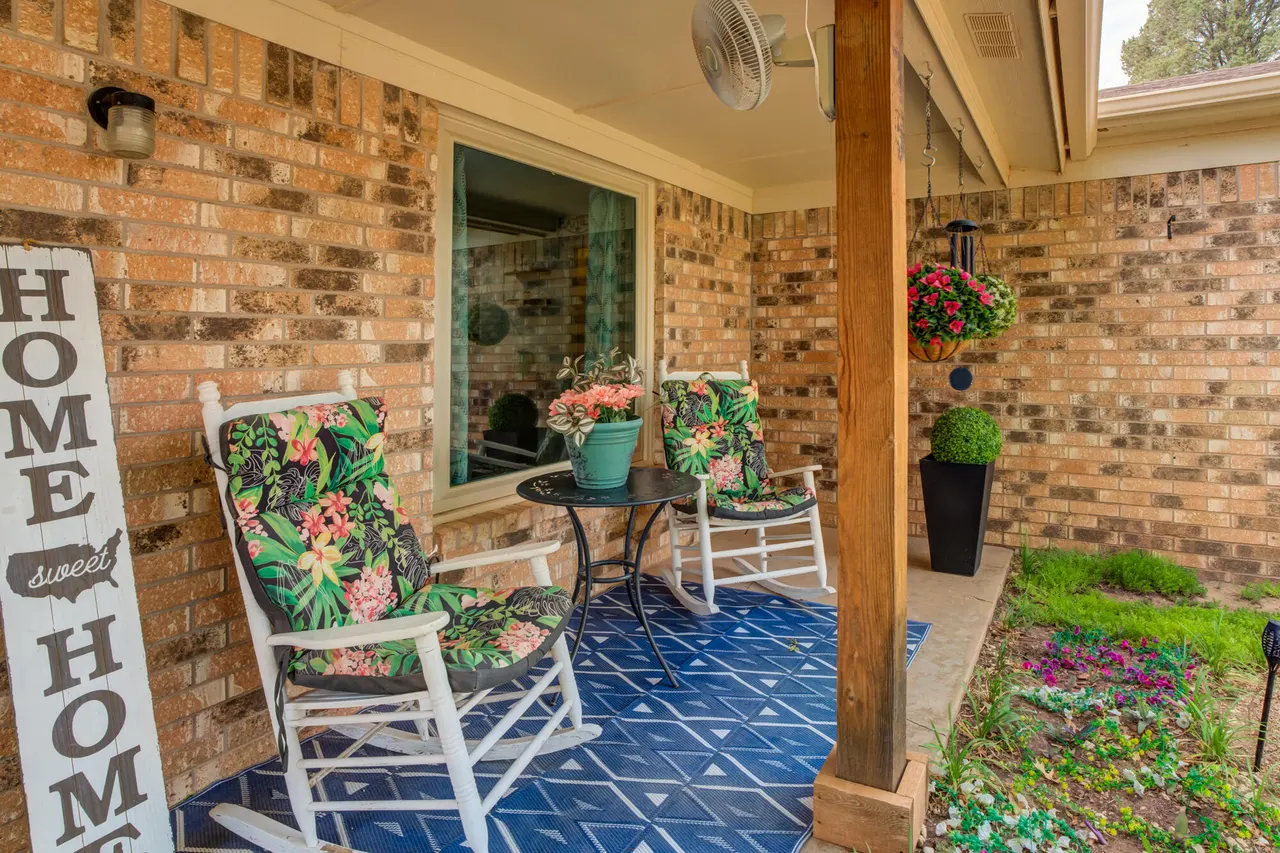 Photo 8 — 9008 Louisville Avenue, Lubbock, TX 79423