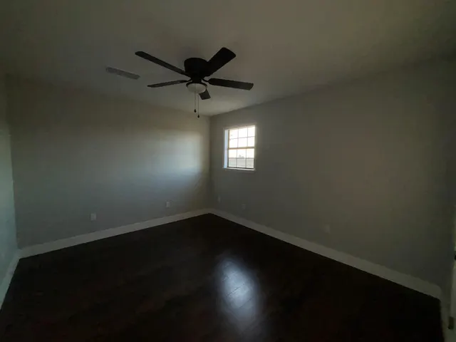 Photo 6 — 2407 Alcove Avenue, Lubbock, TX 79407