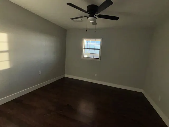 Photo 7 — 2407 Alcove Avenue, Lubbock, TX 79407