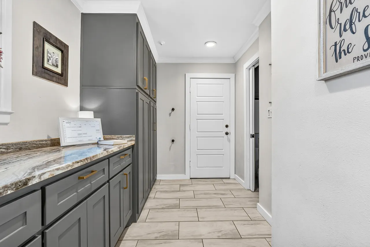 Photo 26 — 1303 8th Street, Shallowater, TX 79363
