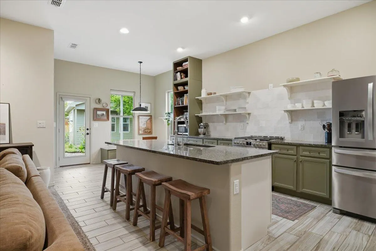 Photo 9 — 14212 Avenue V, Lubbock, TX 79423