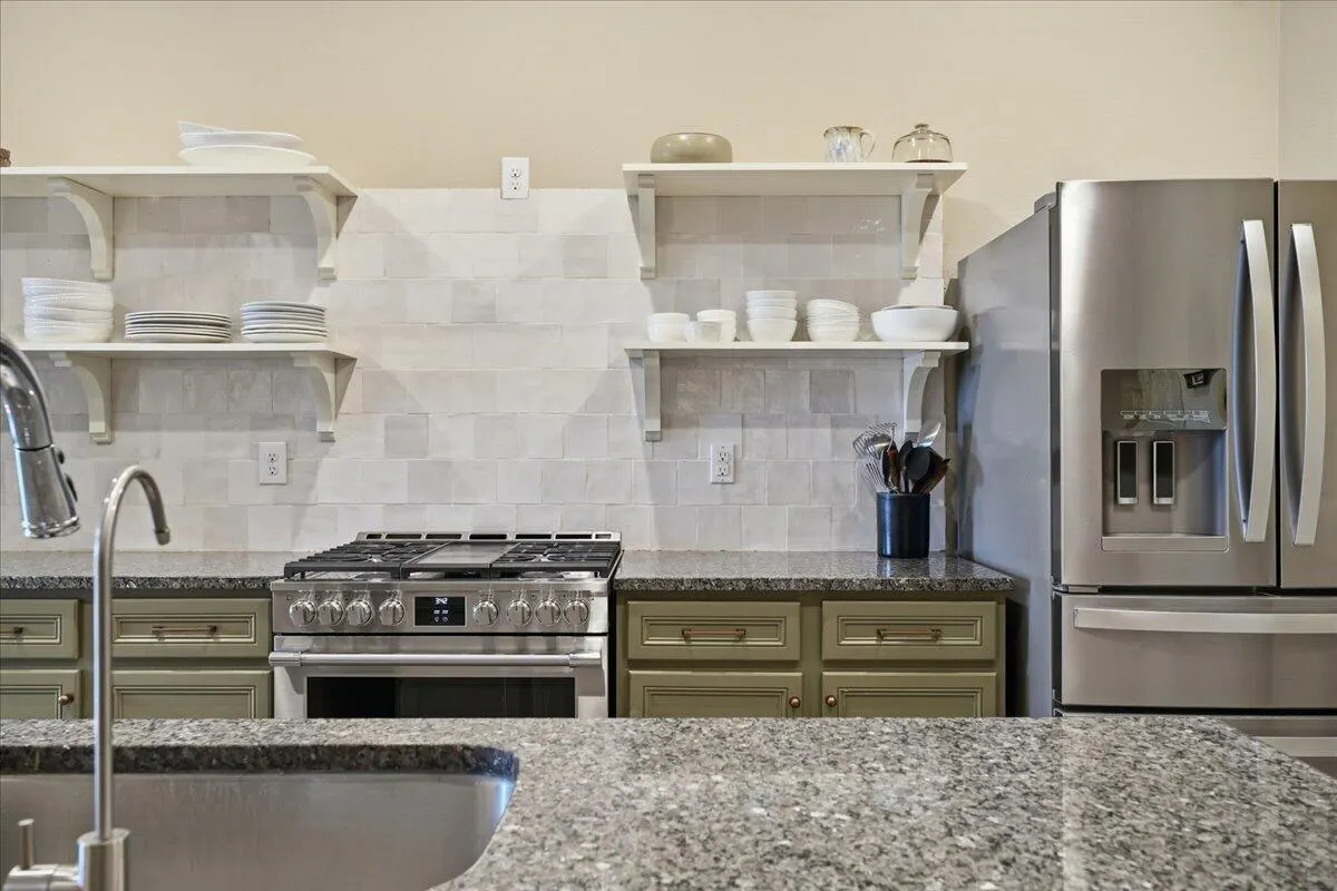 Photo 13 — 14212 Avenue V, Lubbock, TX 79423