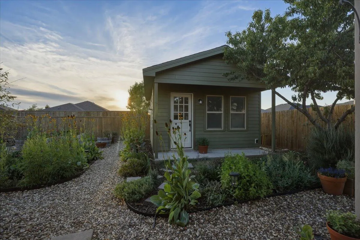 Photo 31 — 14212 Avenue V, Lubbock, TX 79423