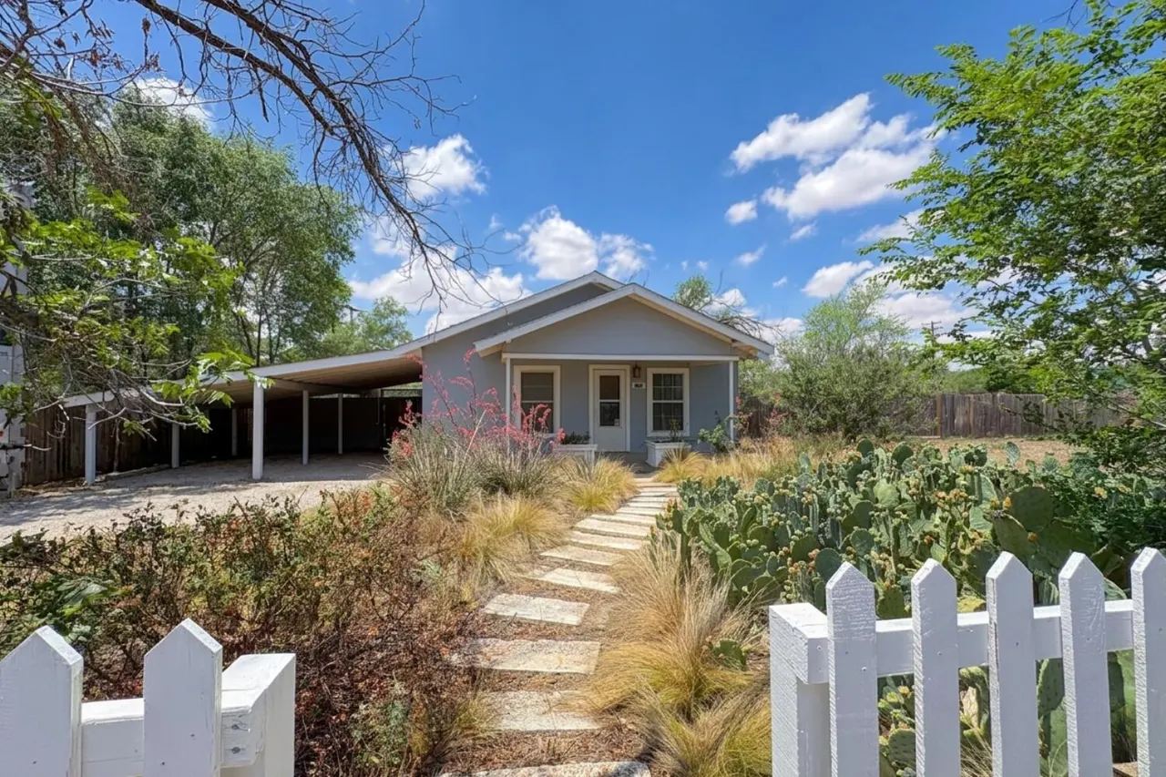 Front exterior — 2204 Urbana Place, Lubbock, TX 79407