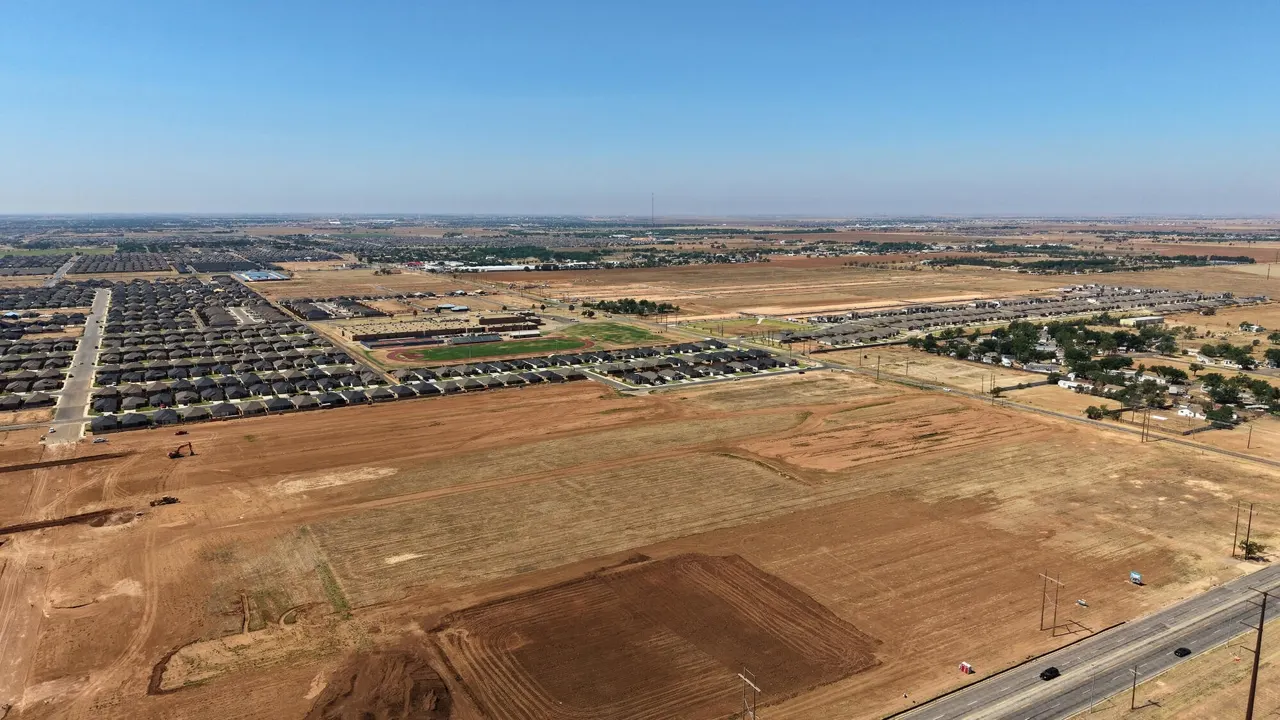 Photo 3 — 706 Upland Avenue, Lubbock, TX 79416