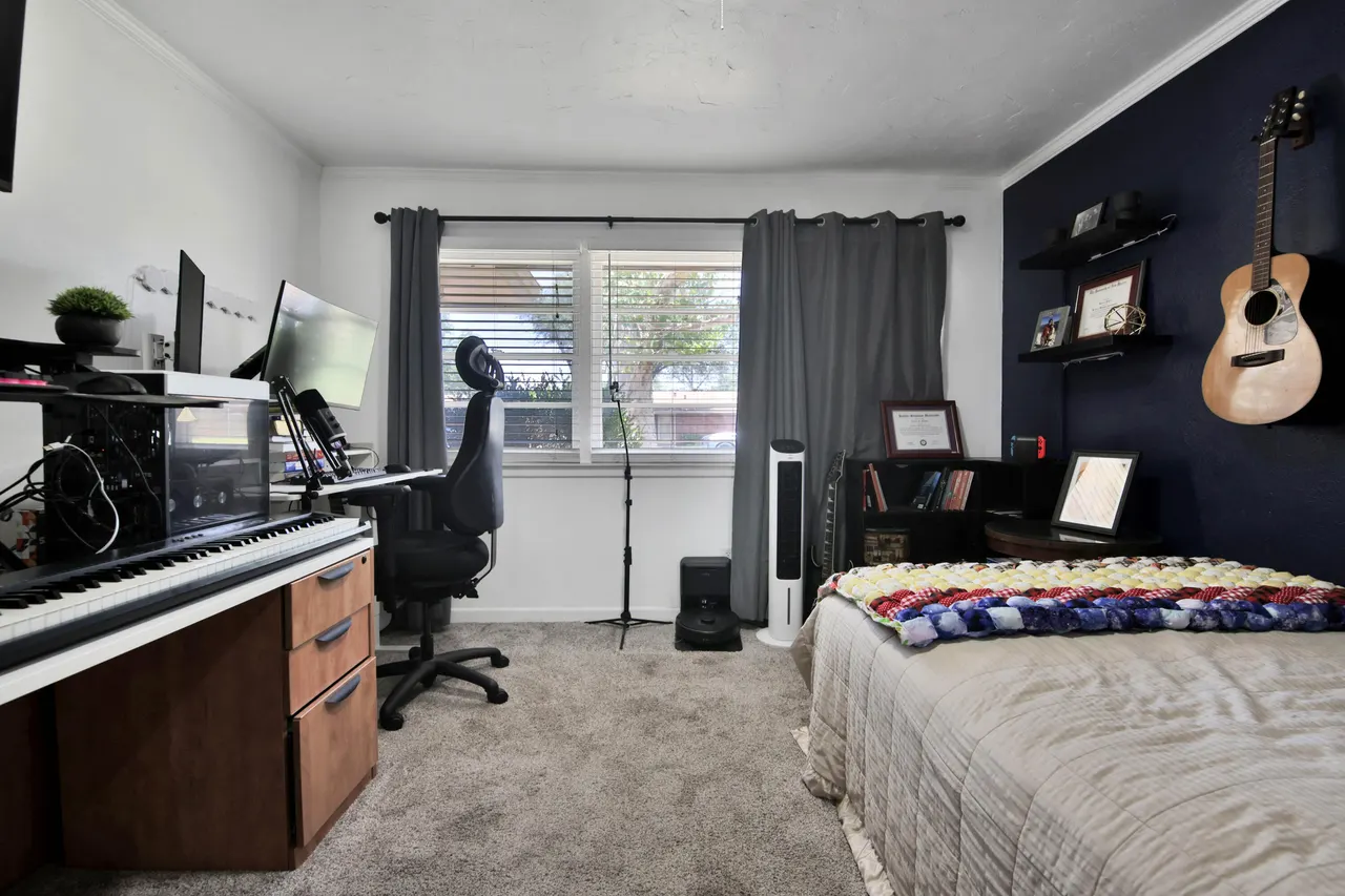 Photo 11 — 2015 53rd Street, Lubbock, TX 79412