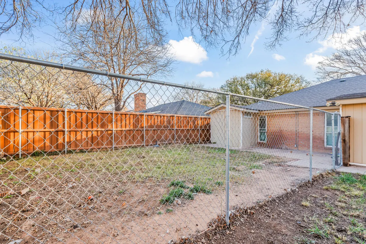 Photo 27 — 8012 Raleigh Avenue, Lubbock, TX 79424