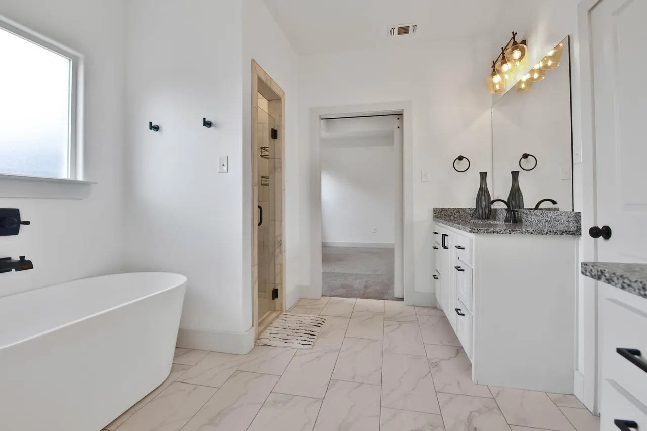 Photo 16 — 1108 N Granby Avenue, Lubbock, TX 79416