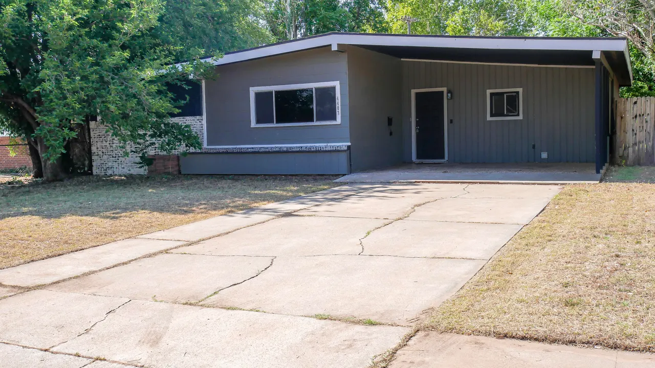 Photo 2 — 4403 44th Street, Lubbock, TX 79414