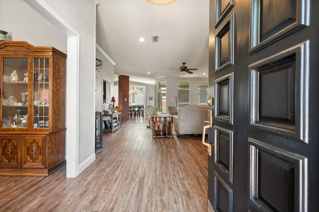 Photo 2 — 8303 County Rd 6915, Lubbock, TX 79407