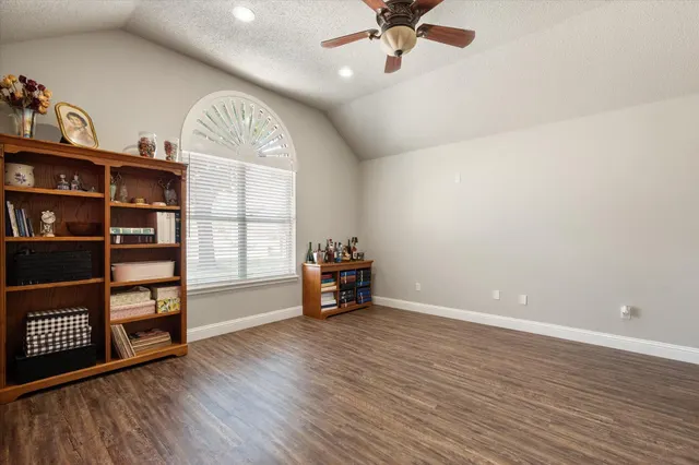 Photo 3 — 8303 County Rd 6915, Lubbock, TX 79407