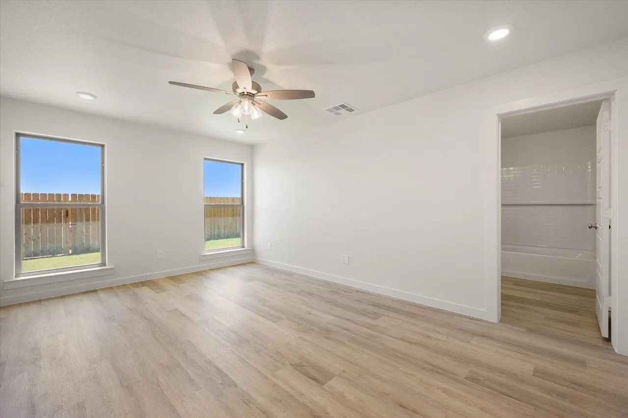 Photo 15 — 7113 14th Street, Lubbock, TX 79416