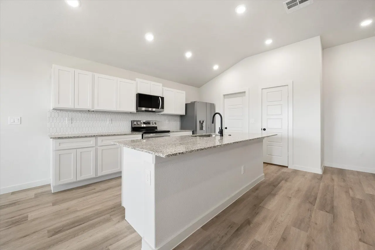 Photo 11 — 1308 Saratoga Avenue, Lubbock, TX 79416
