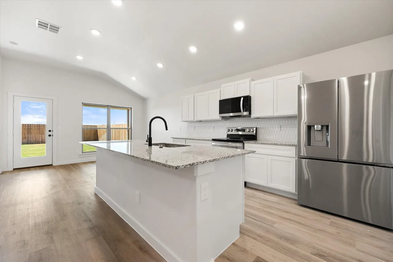 Photo 10 — 1308 Saratoga Avenue, Lubbock, TX 79416