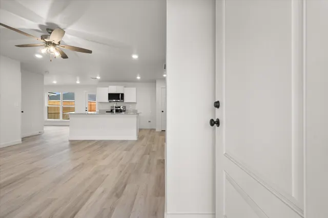 Photo 3 — 8326 25th Street, Lubbock, TX 79407