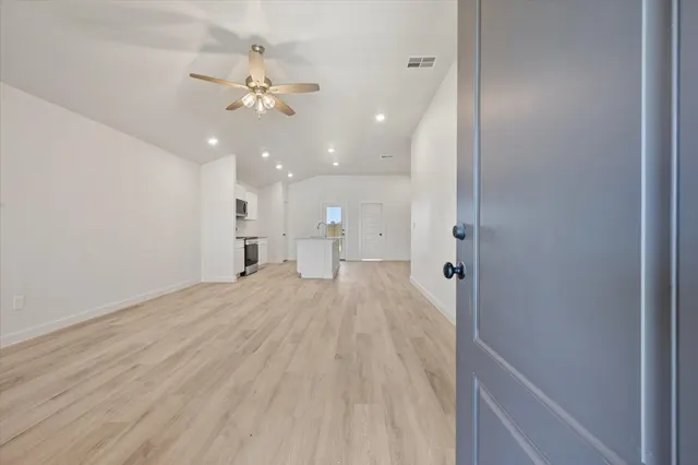 Photo 4 — 2410 Helena Avenue, Lubbock, TX 79407