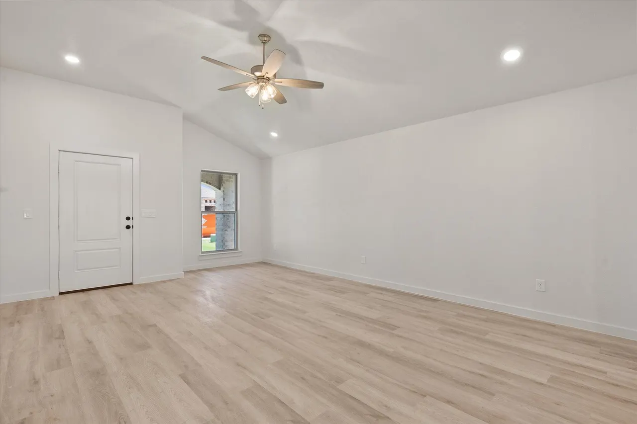 Photo 9 — 2410 Helena Avenue, Lubbock, TX 79407