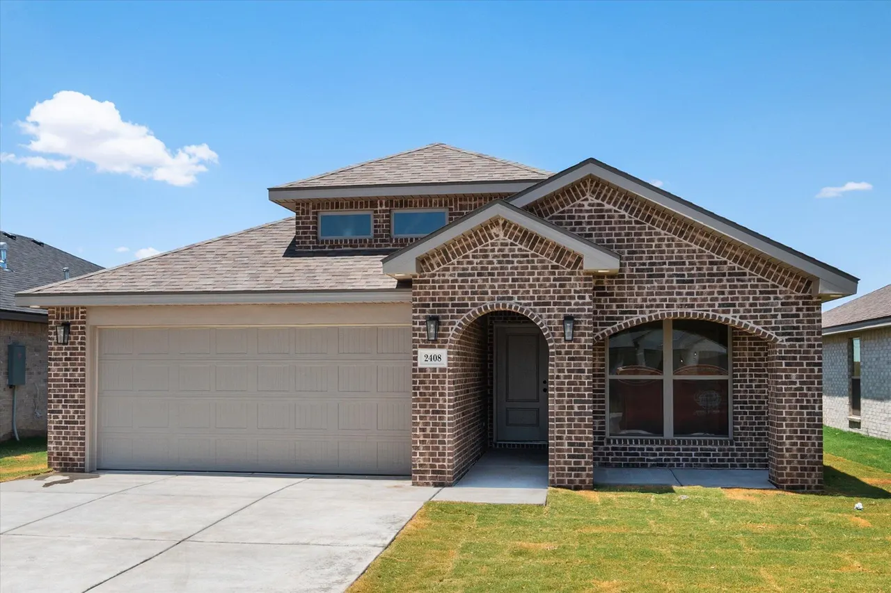 Photo 3 — 2408 Helena Avenue, Lubbock, TX 79407