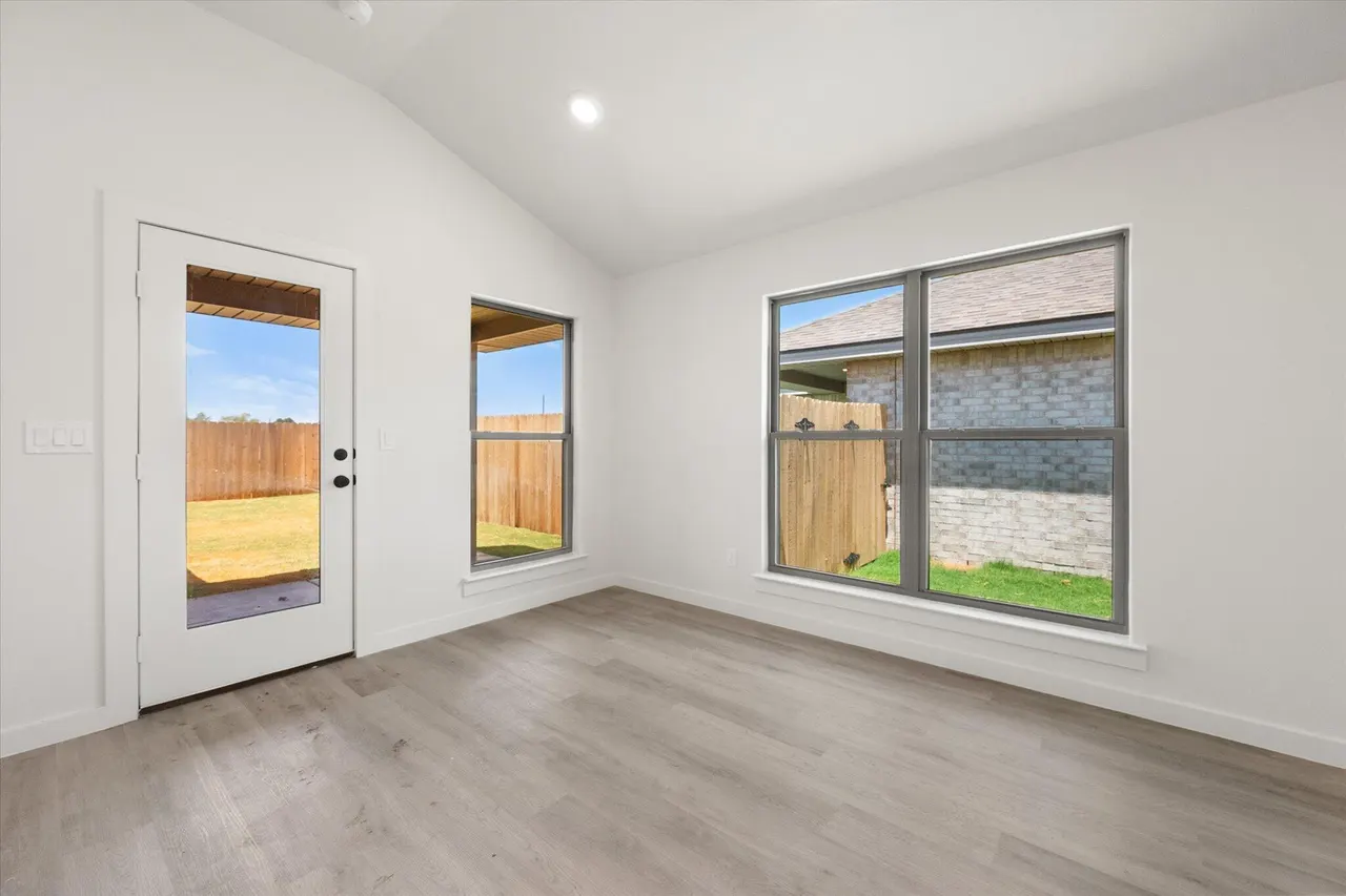Photo 15 — 2408 Helena Avenue, Lubbock, TX 79407