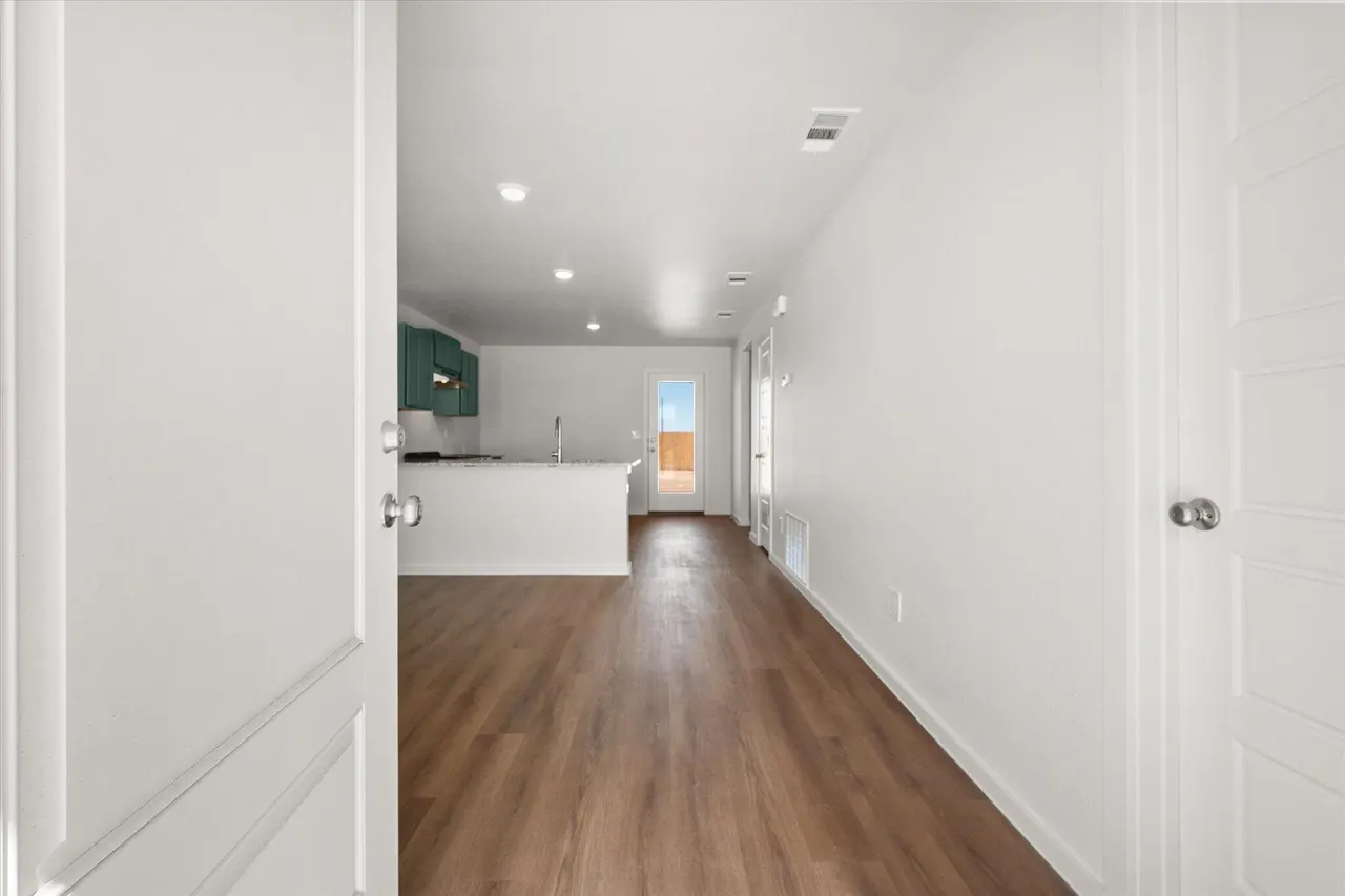Photo 3 — 5518 Smith Street, Lubbock, TX 79416