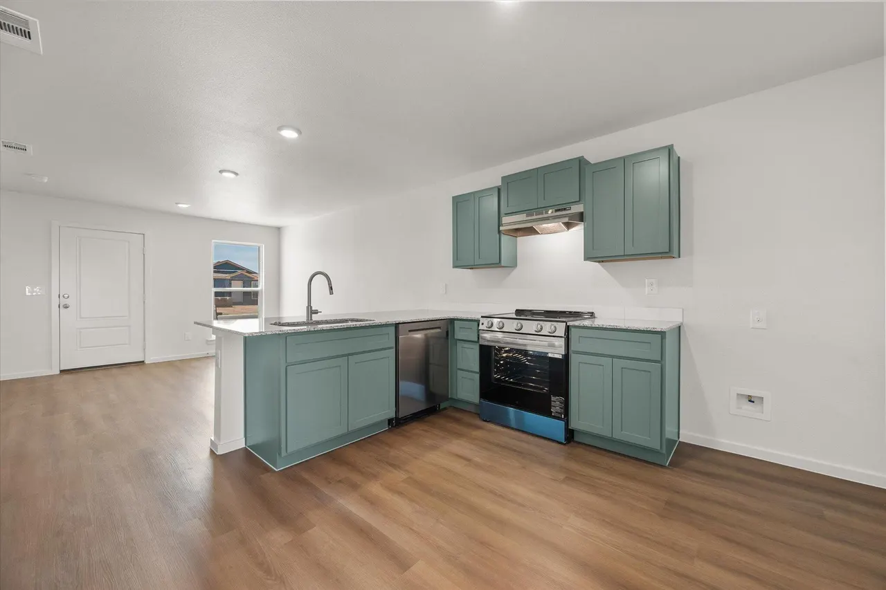 Photo 14 — 5518 Smith Street, Lubbock, TX 79416