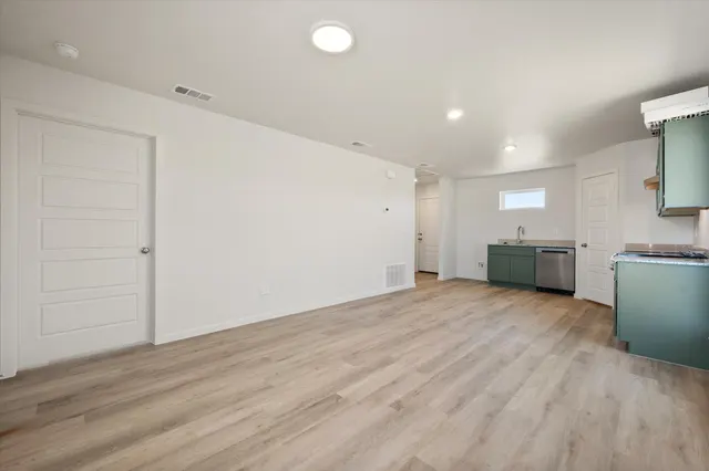 Photo 5 — 5511 Smith Street, Lubbock, TX 79416