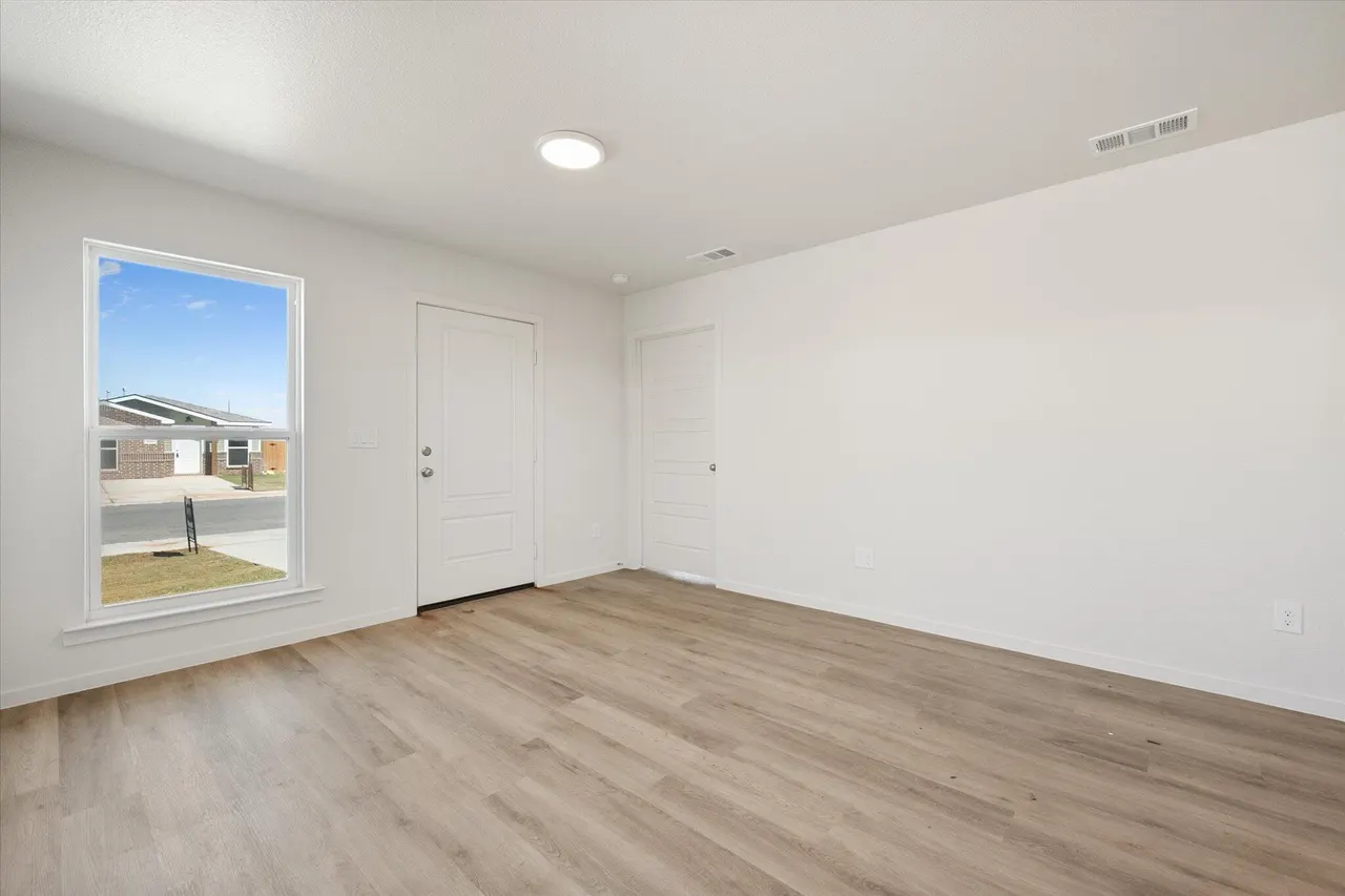 Photo 6 — 5511 Smith Street, Lubbock, TX 79416