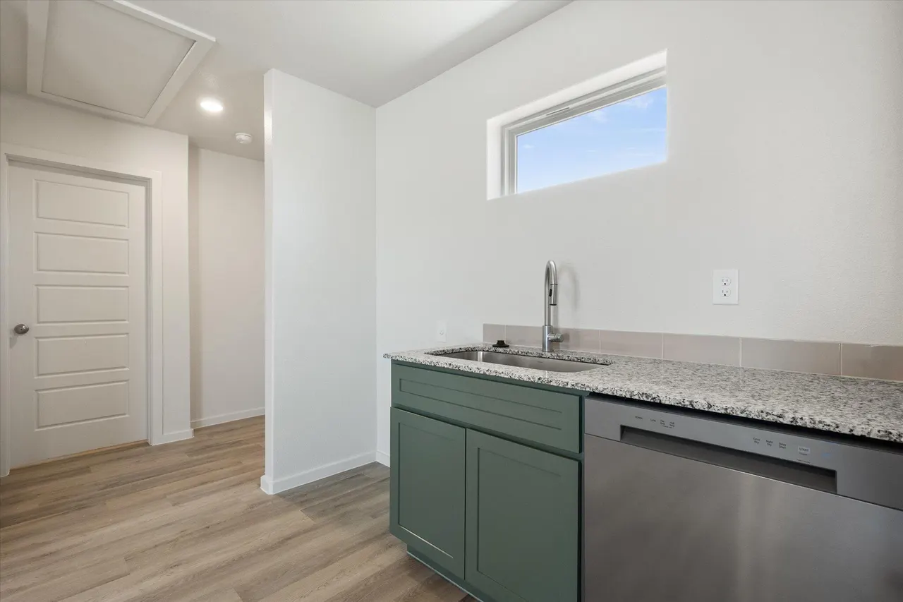 Photo 11 — 5511 Smith Street, Lubbock, TX 79416