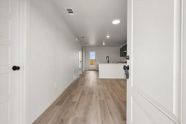 Photo 3 — 5516 Smith Street, Lubbock, TX 79416