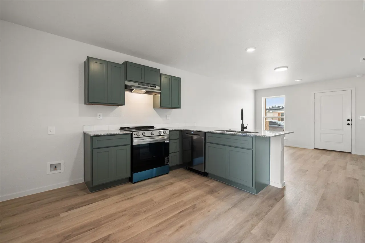 Photo 11 — 5516 Smith Street, Lubbock, TX 79416