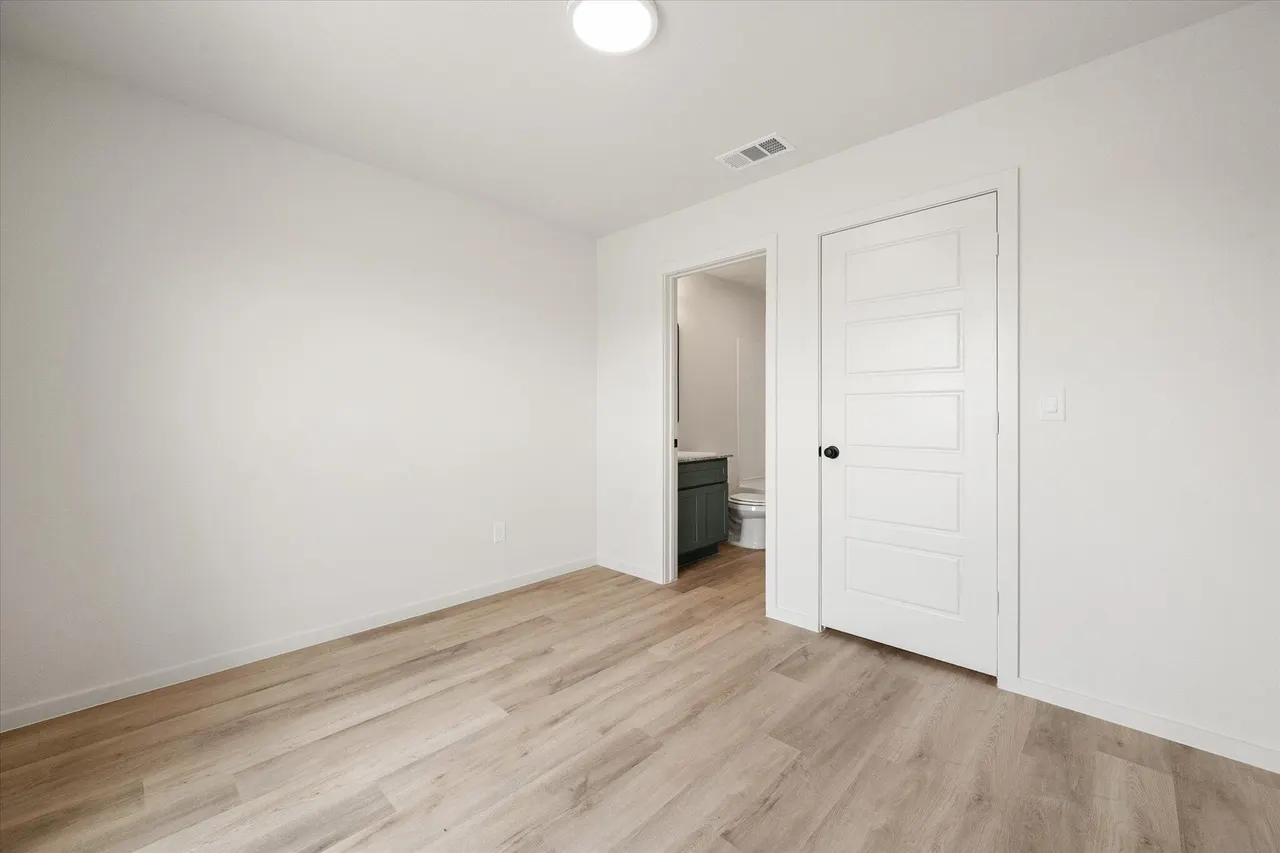 Photo 14 — 5516 Smith Street, Lubbock, TX 79416