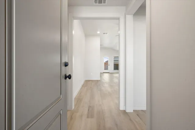 Photo 4 — 5631 Smith Street, Lubbock, TX 79416