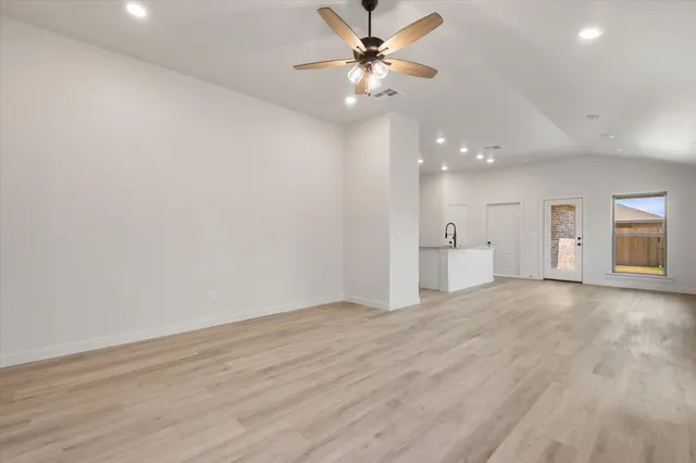 Photo 8 — 5631 Smith Street, Lubbock, TX 79416