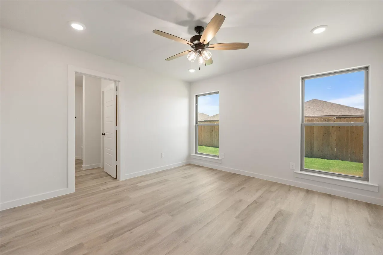 Photo 16 — 5631 Smith Street, Lubbock, TX 79416