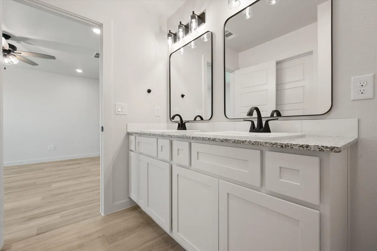 Photo 19 — 5631 Smith Street, Lubbock, TX 79416