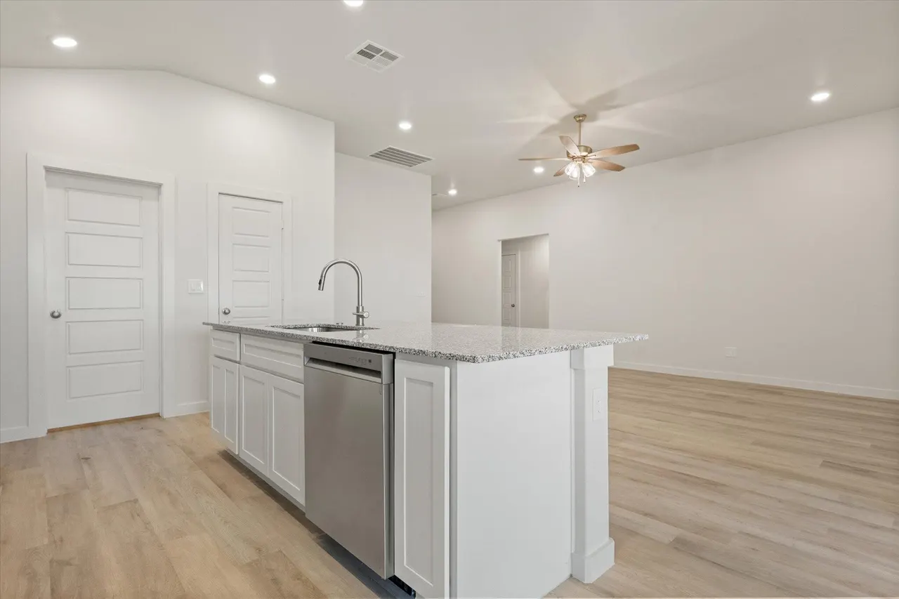 Photo 13 — 5634 Rice Street, Lubbock, TX 79416