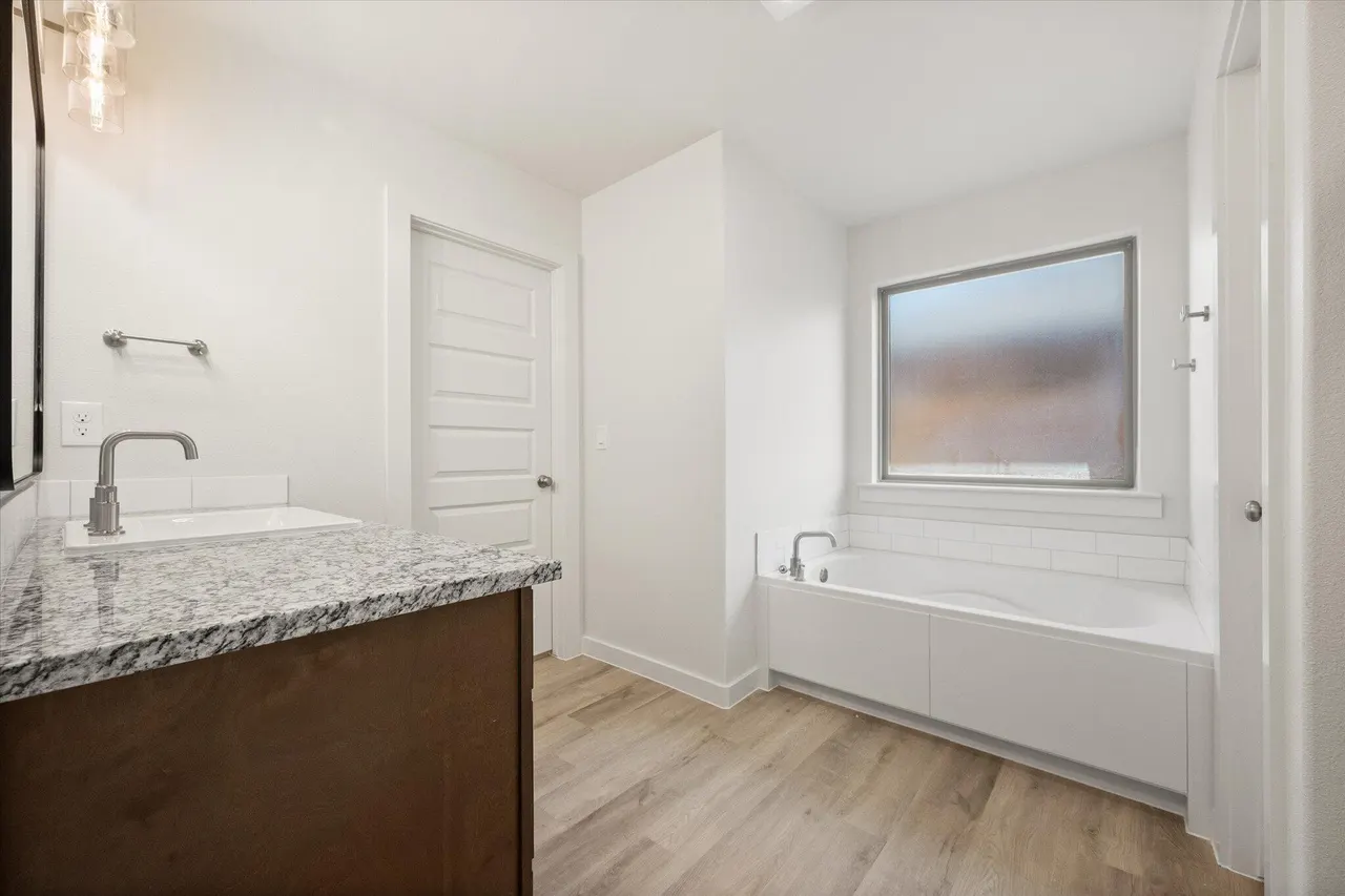 Photo 16 — 6007 Venita Avenue, Lubbock, TX 79407