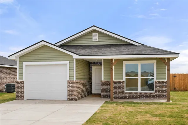 Front exterior — 7415 64th Street, Lubbock, TX 79407