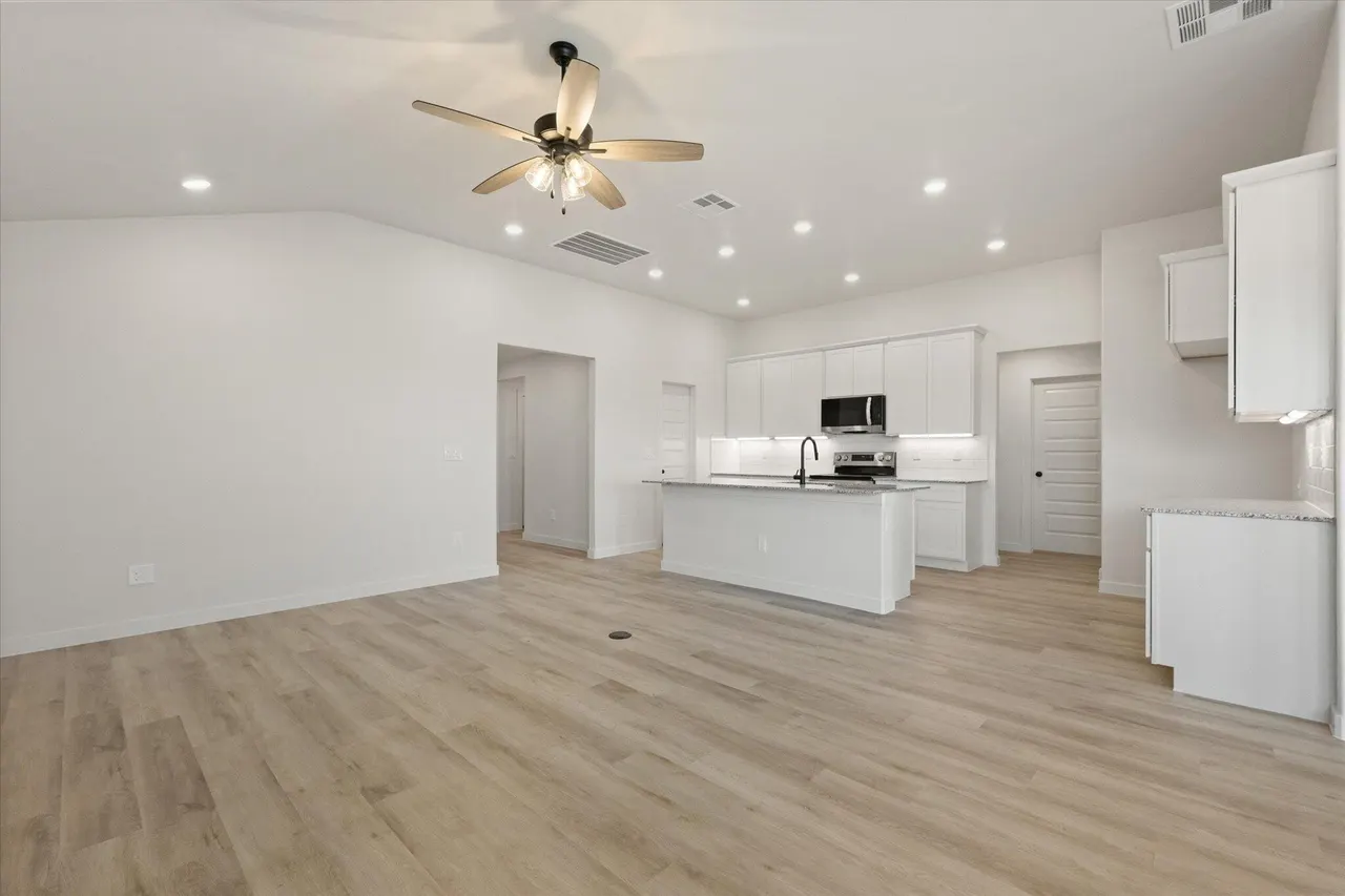 Photo 7 — 2418 Bryan Avenue, Wolfforth, TX 79382