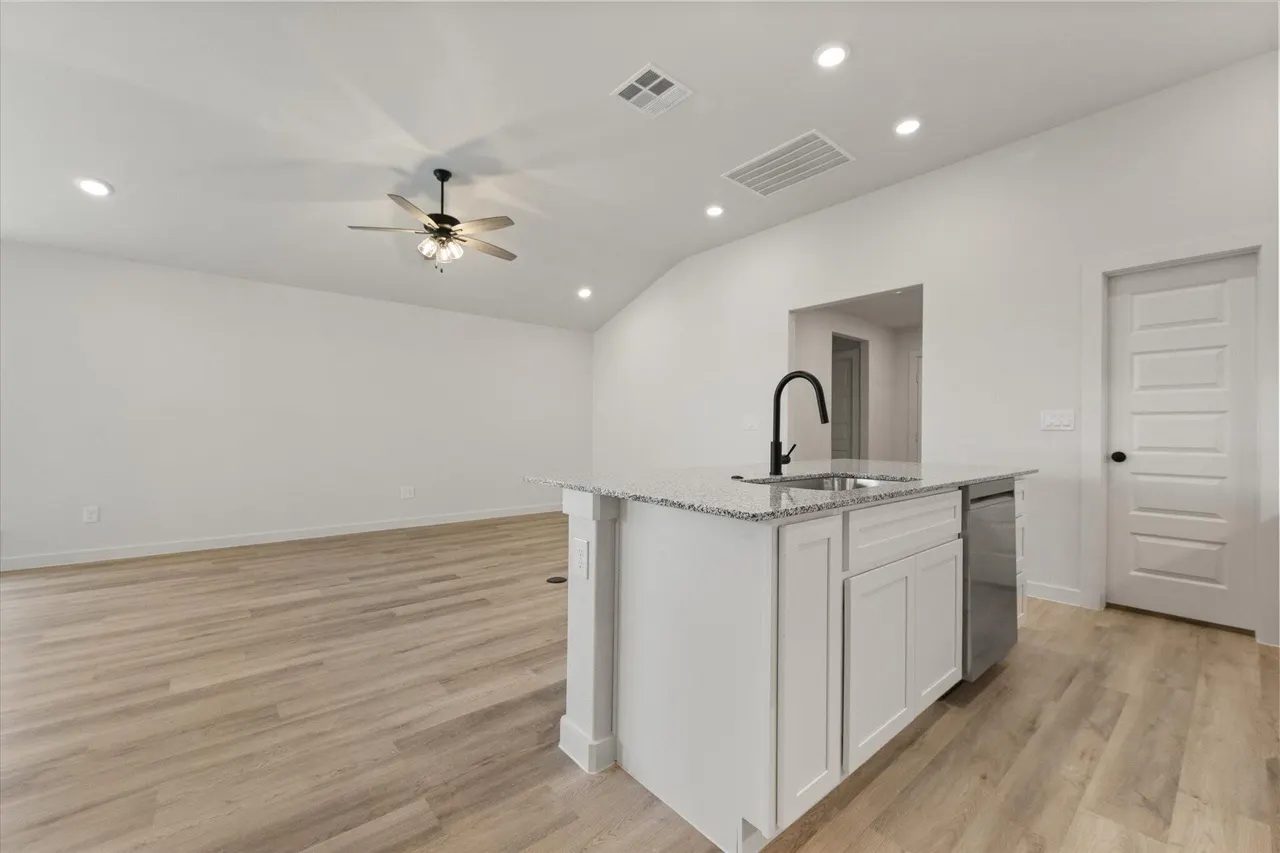 Photo 11 — 2418 Bryan Avenue, Wolfforth, TX 79382