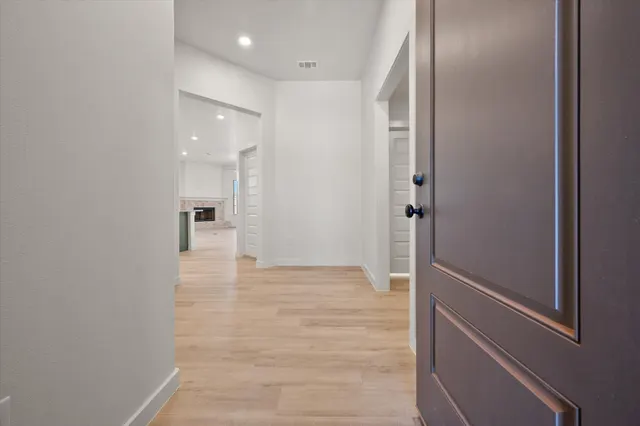 Photo 4 — 6923 53rd Street, Lubbock, TX 79407