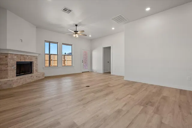 Photo 8 — 6923 53rd Street, Lubbock, TX 79407