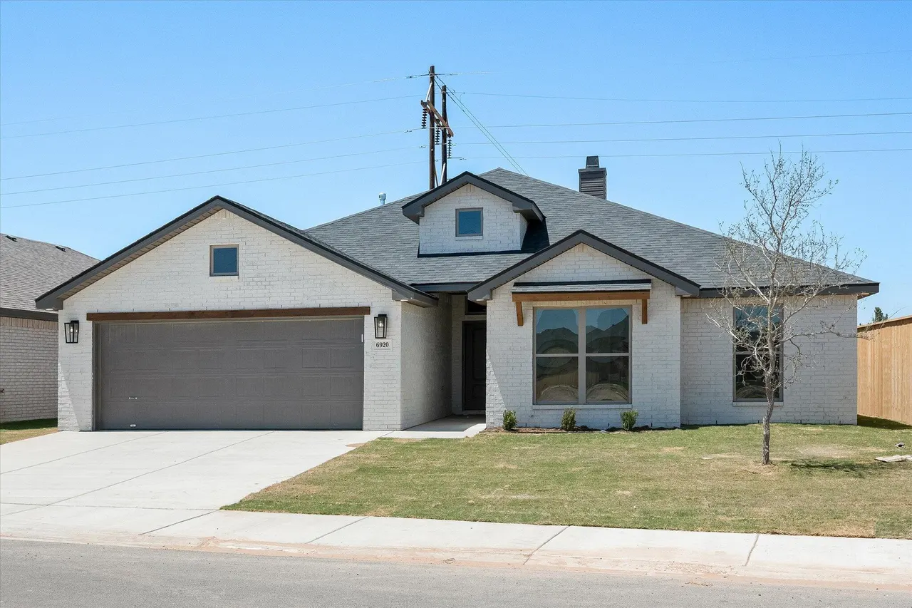 Photo 2 — 6920 53rd Street, Lubbock, TX 79407