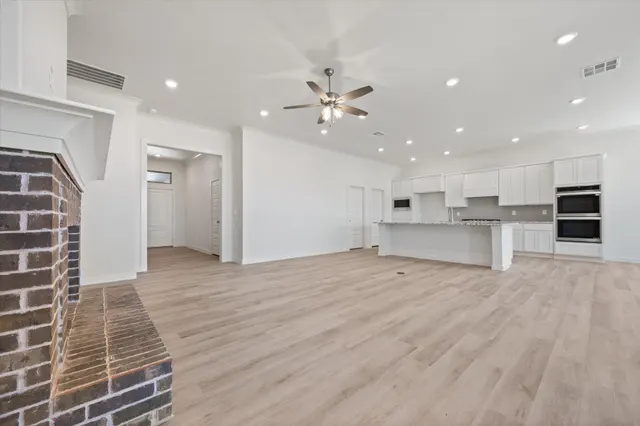 Photo 7 — 6920 53rd Street, Lubbock, TX 79407
