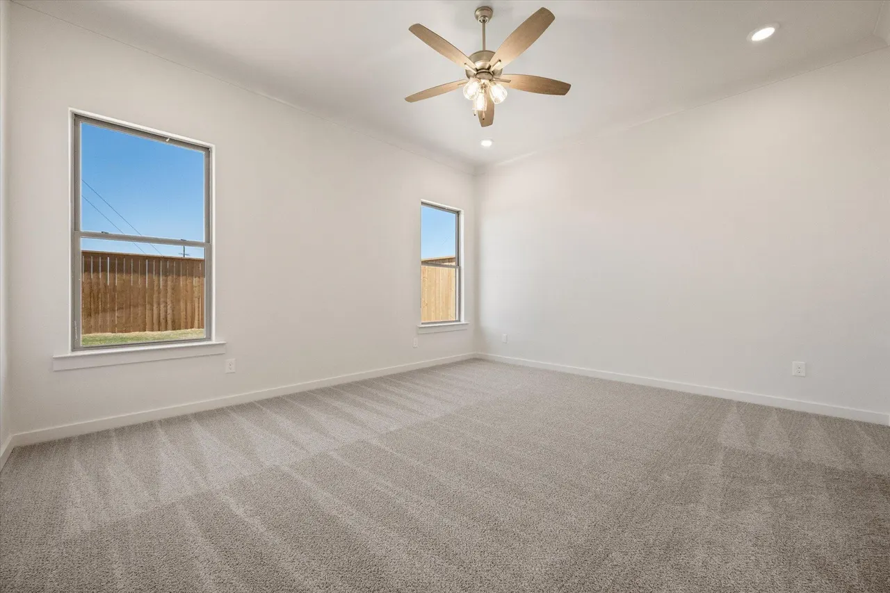 Photo 13 — 6920 53rd Street, Lubbock, TX 79407
