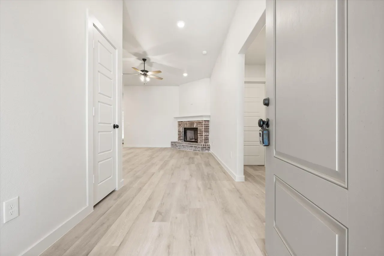 Photo 4 — 12005 Ironton Avenue, Lubbock, TX 79424