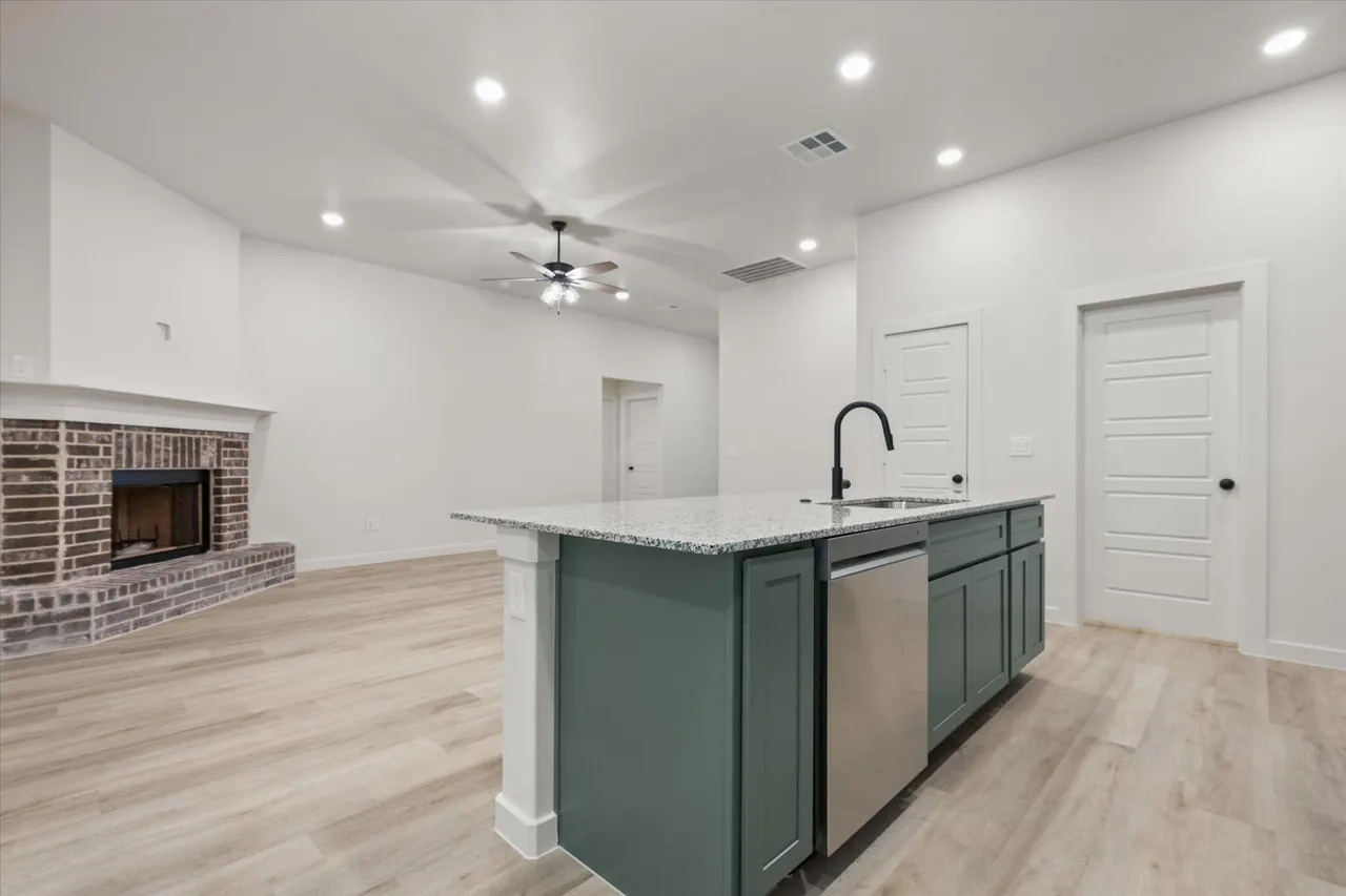 Photo 13 — 12005 Ironton Avenue, Lubbock, TX 79424