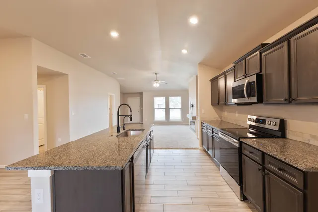 Photo 6 — 3118 Urbana Avenue, Lubbock, TX 79407