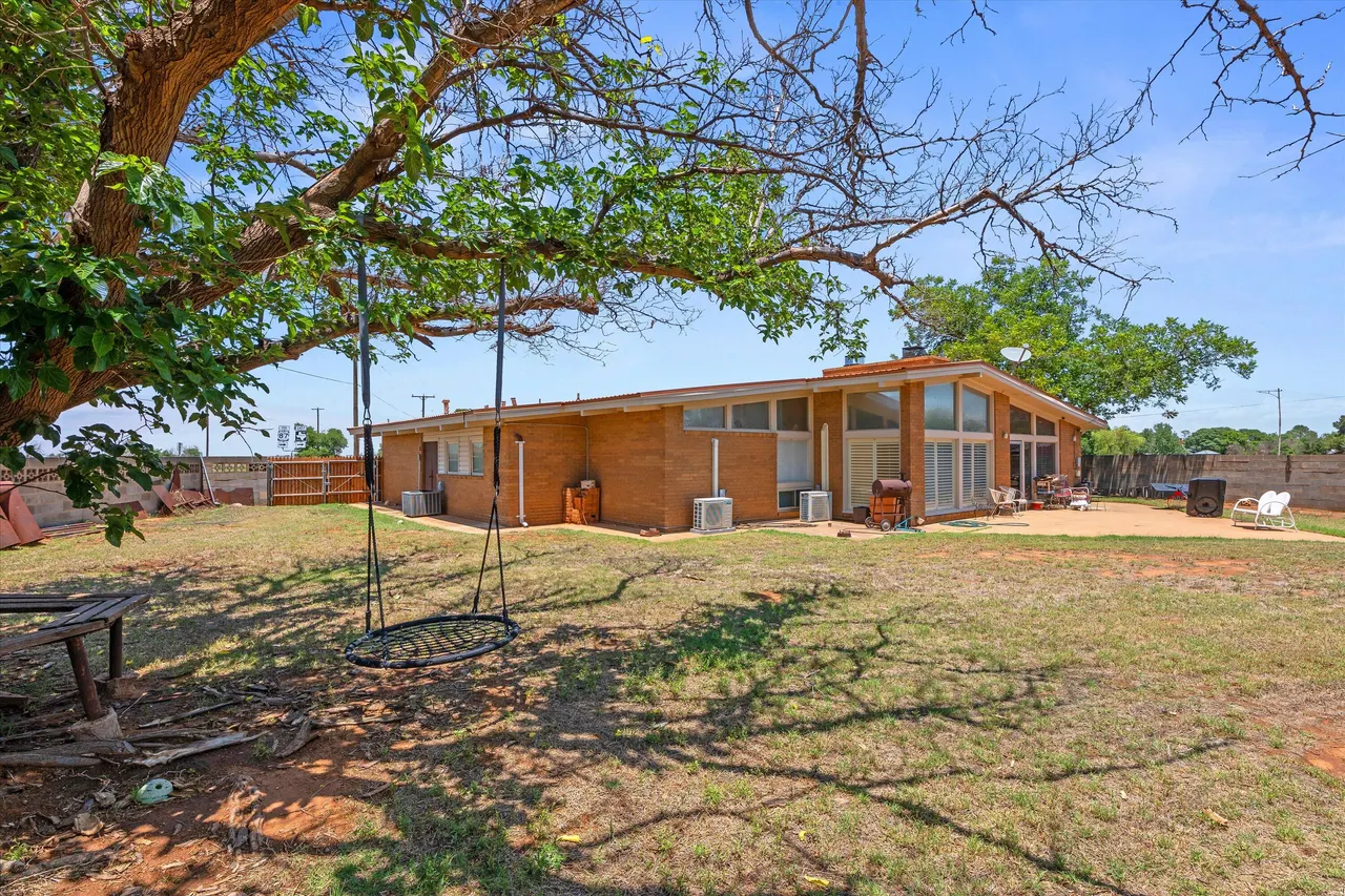 Photo 24 — 1011 N 22nd Street, Lamesa, TX 79331